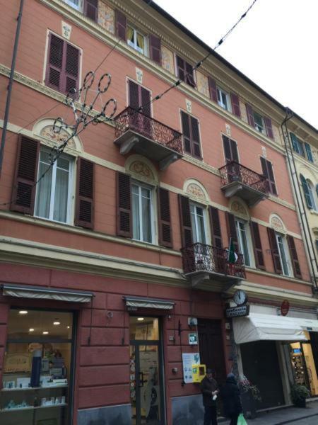 Antica Dimora Appartement Albenga Buitenkant foto